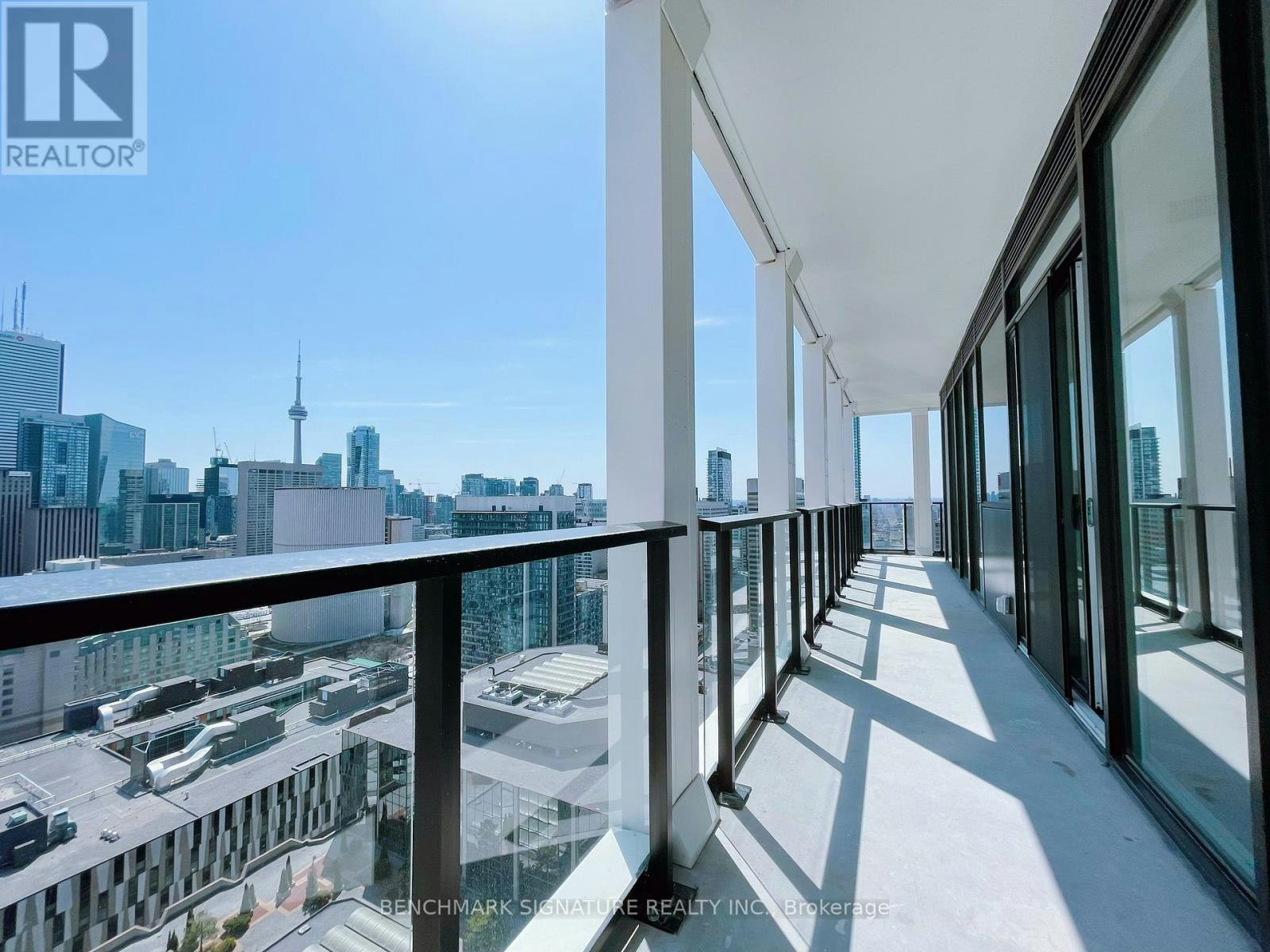 2710-20 Edward Street, Toronto, ON, M5G 1C9 - 10