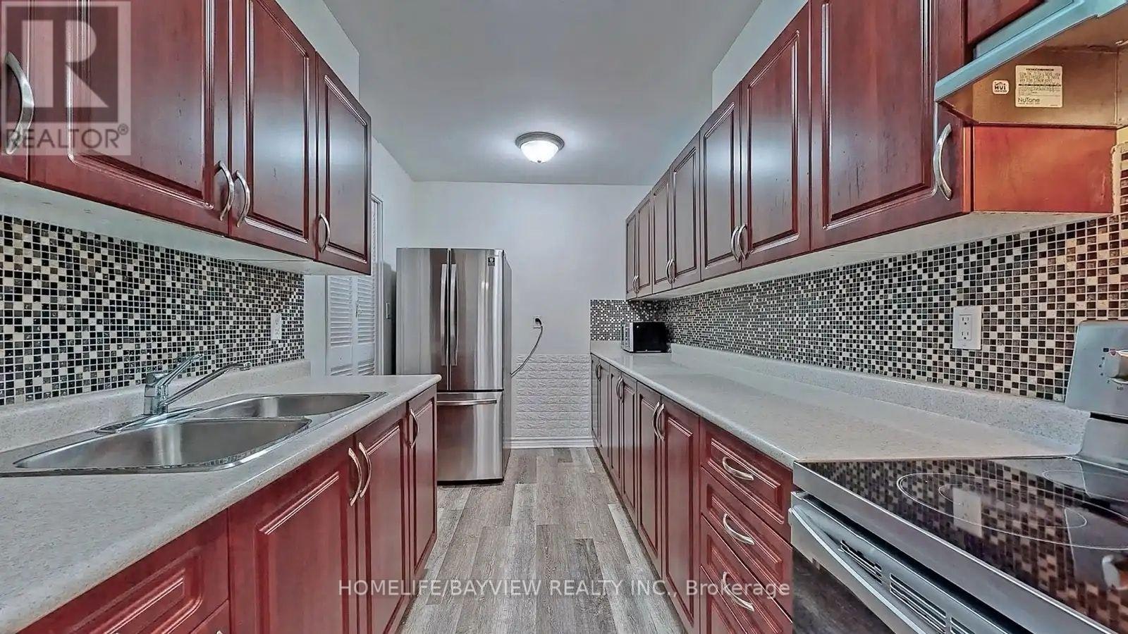 1803-1 Massey Square, Toronto, ON, M4C 5L4 - 2