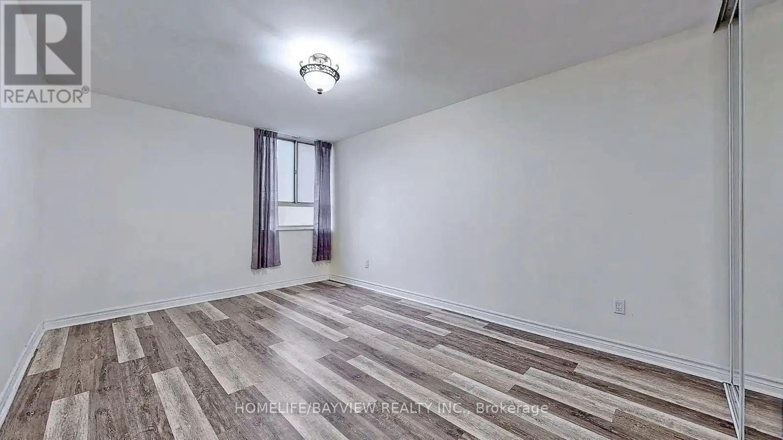 1803-1 Massey Square, Toronto, ON, M4C 5L4 - 3