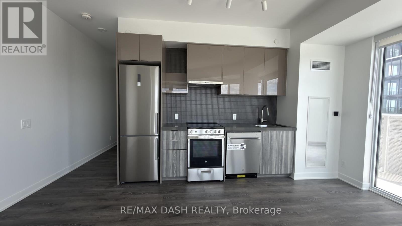 714-6 Flavelle Trail, Vaughan, ON, L4L 1V8 - 10