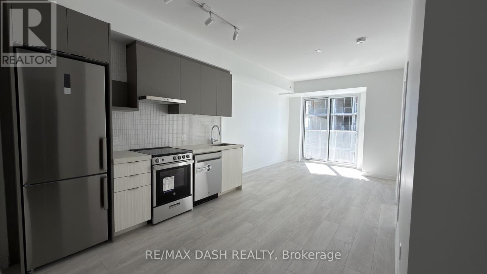 2113-6 Flavelle Trail, Vaughan, ON, L4L 1V8 - 11