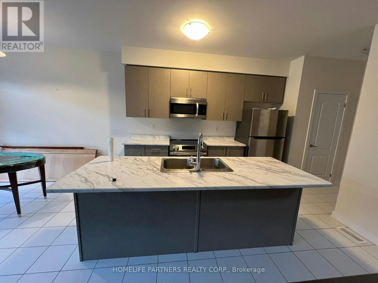 60 Monteith Drive, Brantford, ON, N3T 0V9 - 8