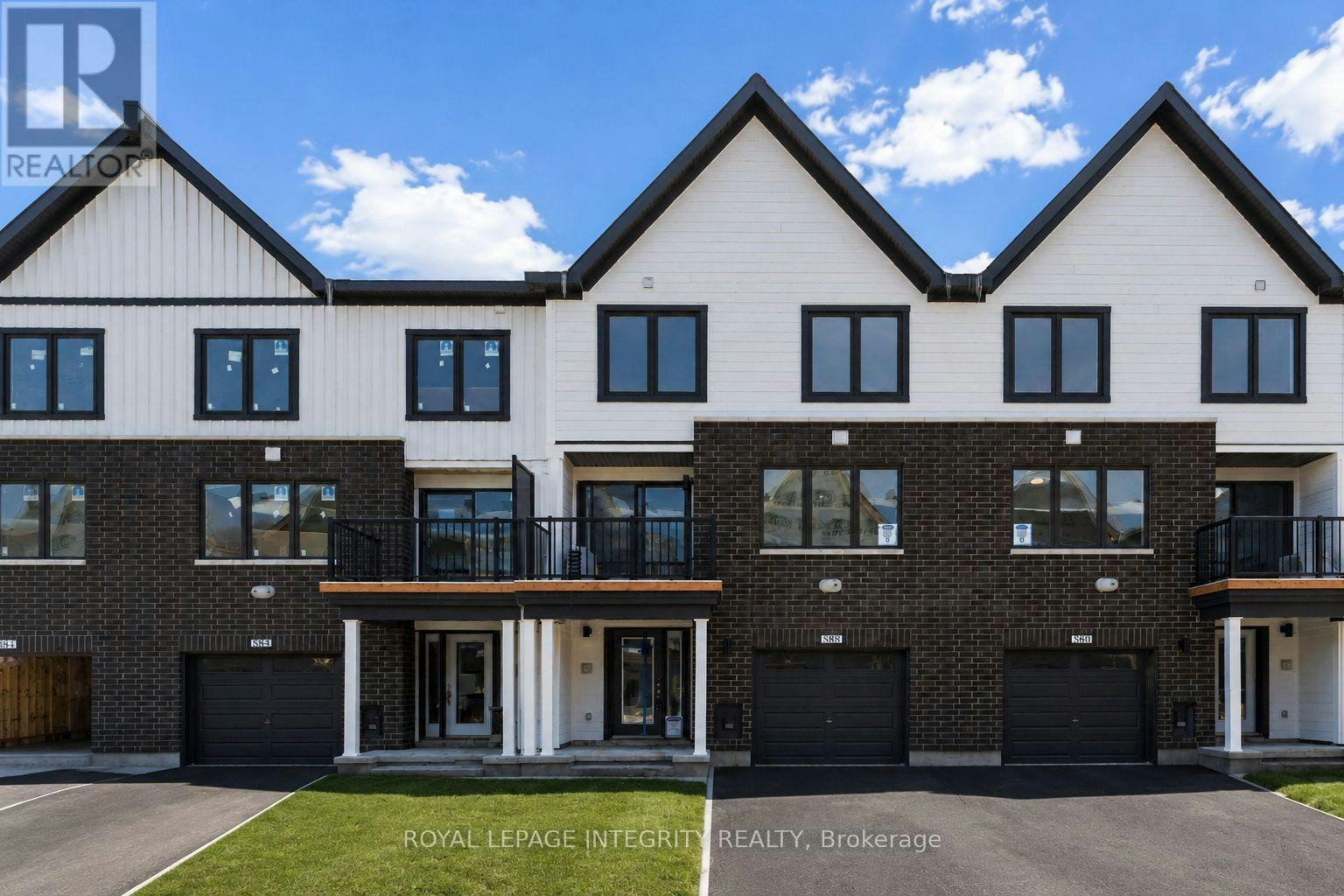 588 Woven Private, Ottawa, ON, K2S 3B2
