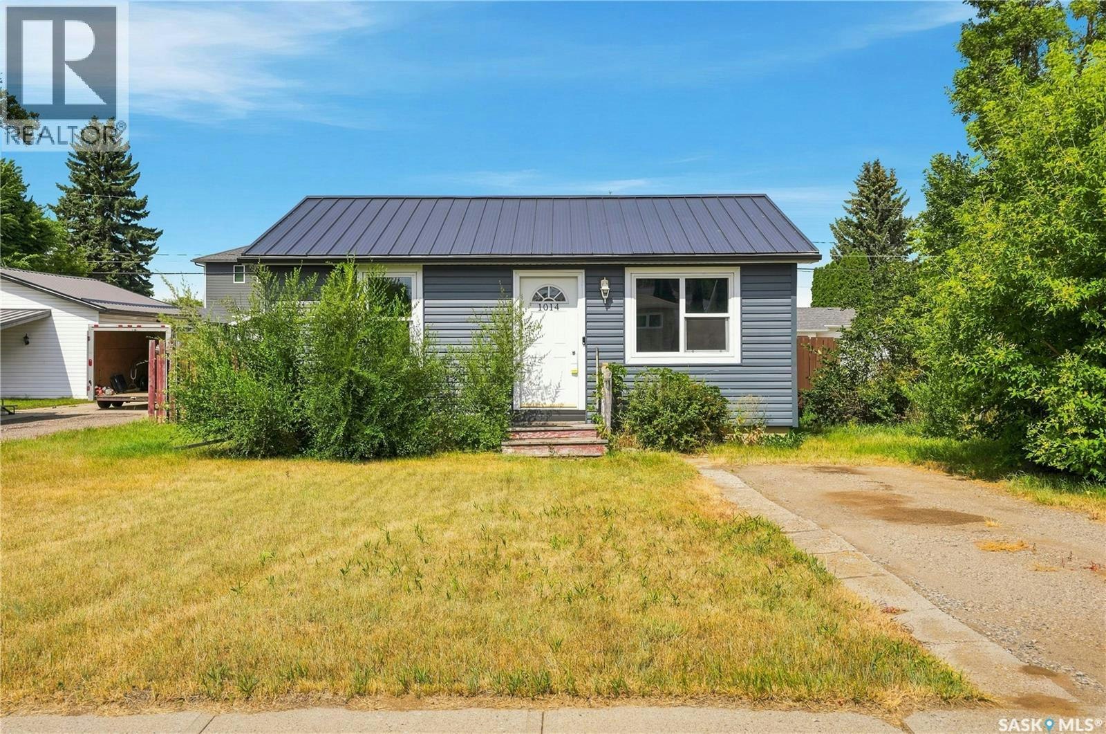1014 Hastings Street, Moose Jaw, SK, S6H 5R8