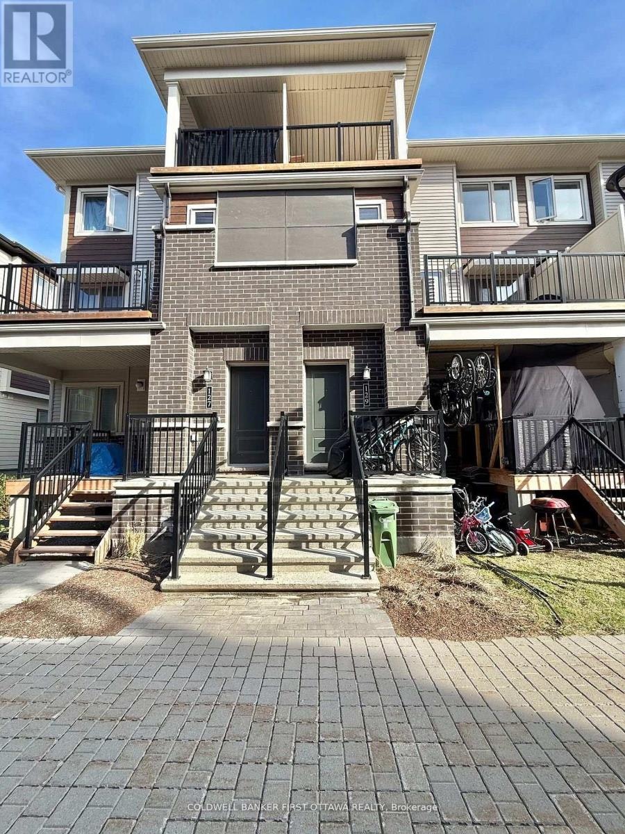 36-129 Anthracite Private, Ottawa, ON, K2J 7C8