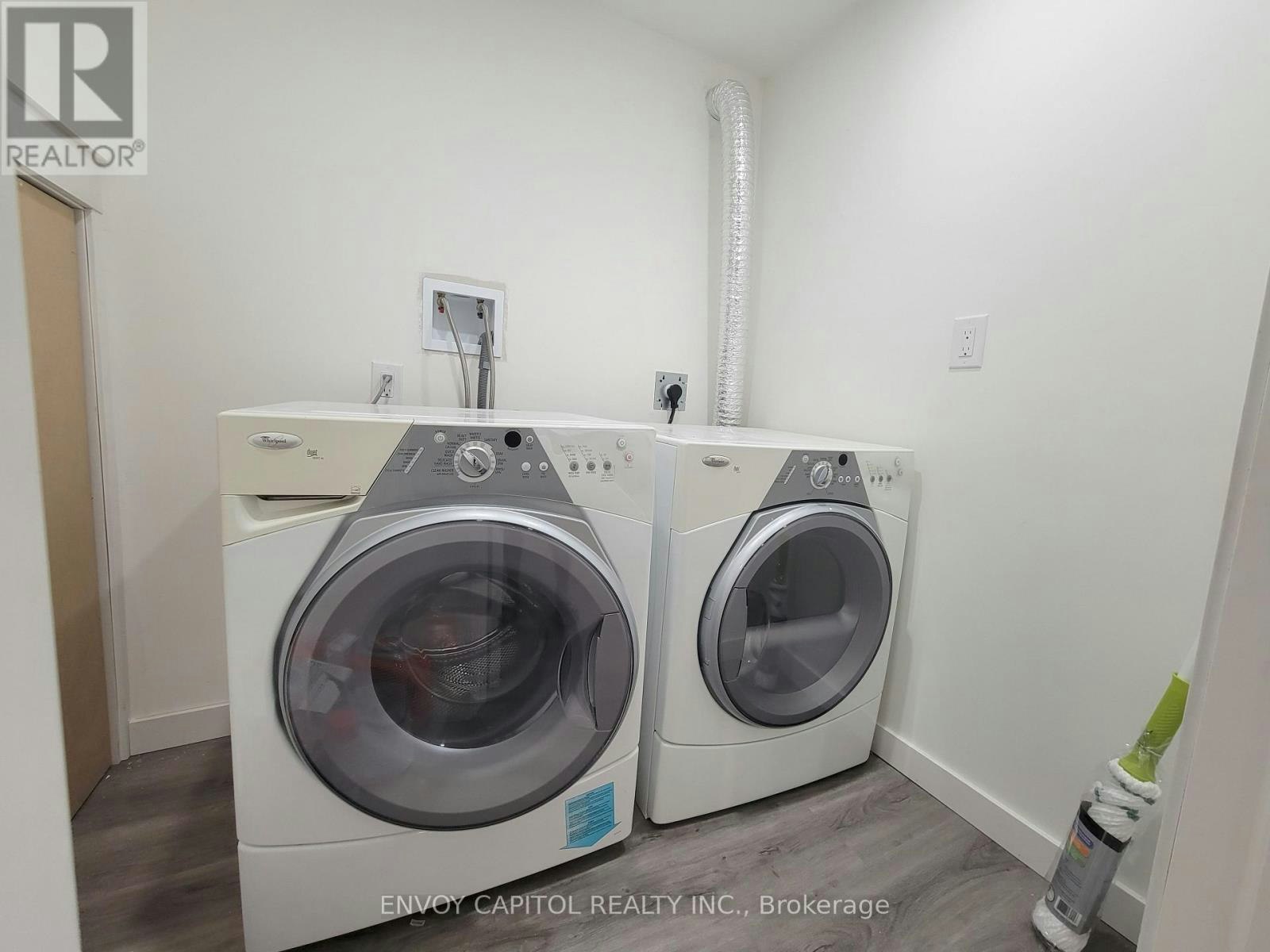 22 Bilardi Court, Hamilton, ON, L8H 3G3 - 5