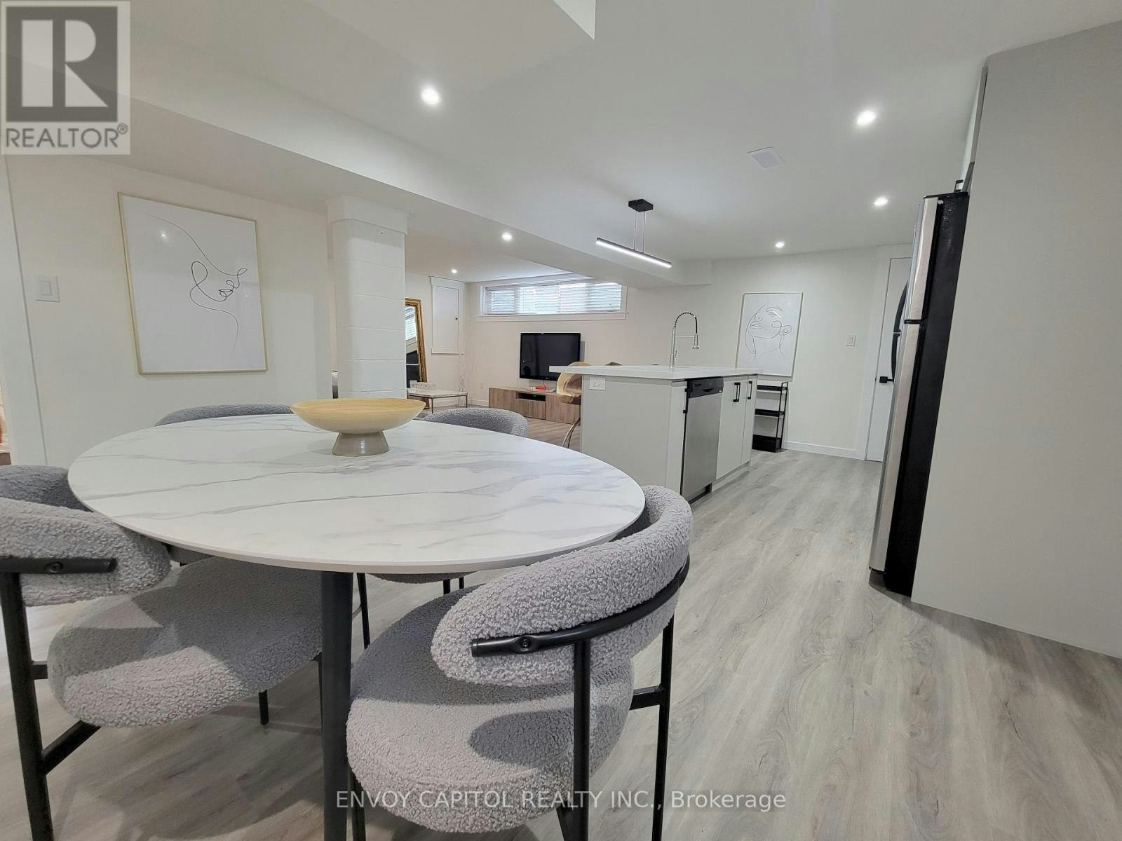 22 Bilardi Court, Hamilton, ON, L8H 3G3 - 11