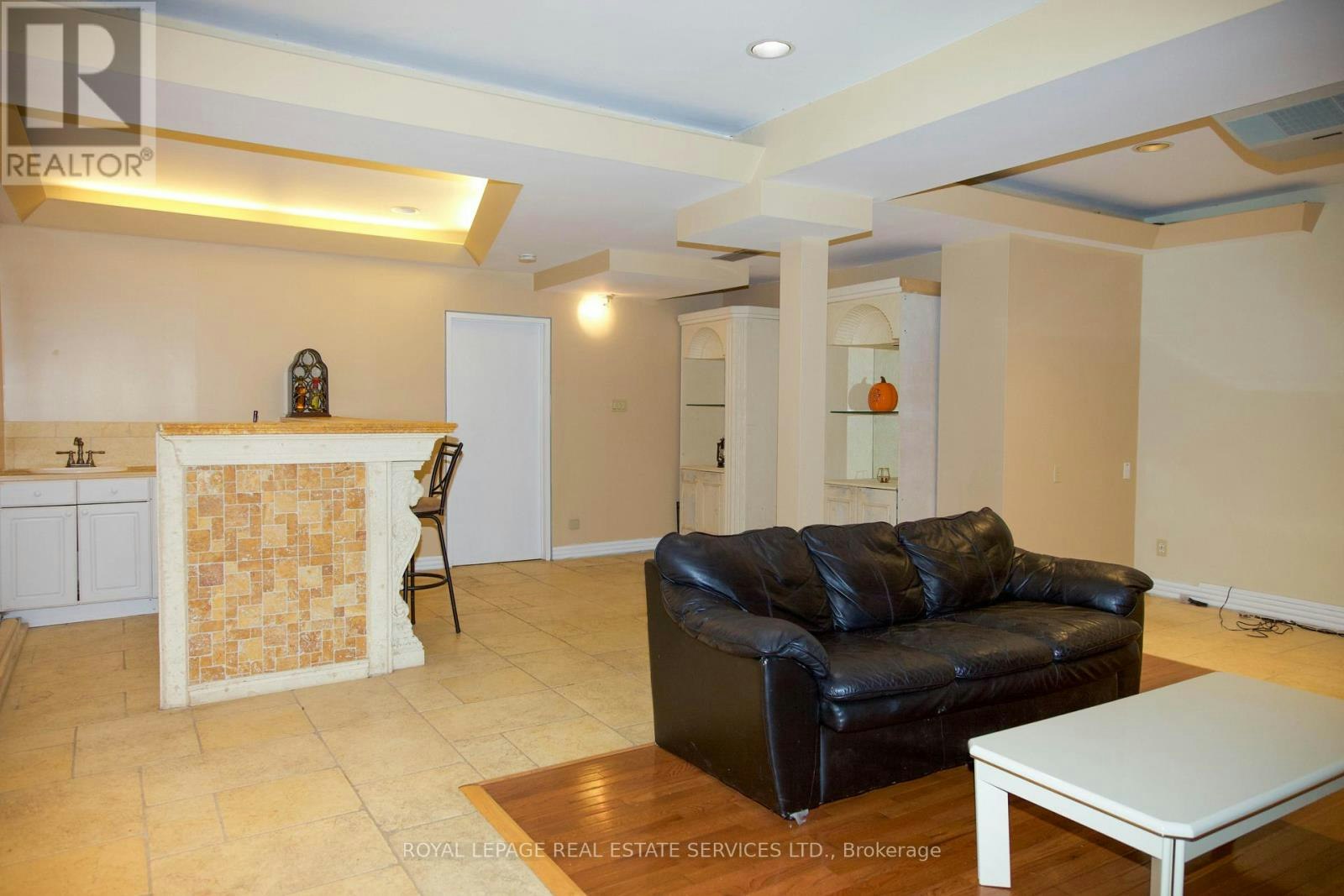 2B Debell Lane, Toronto, ON, M2M 3Z4 - 2