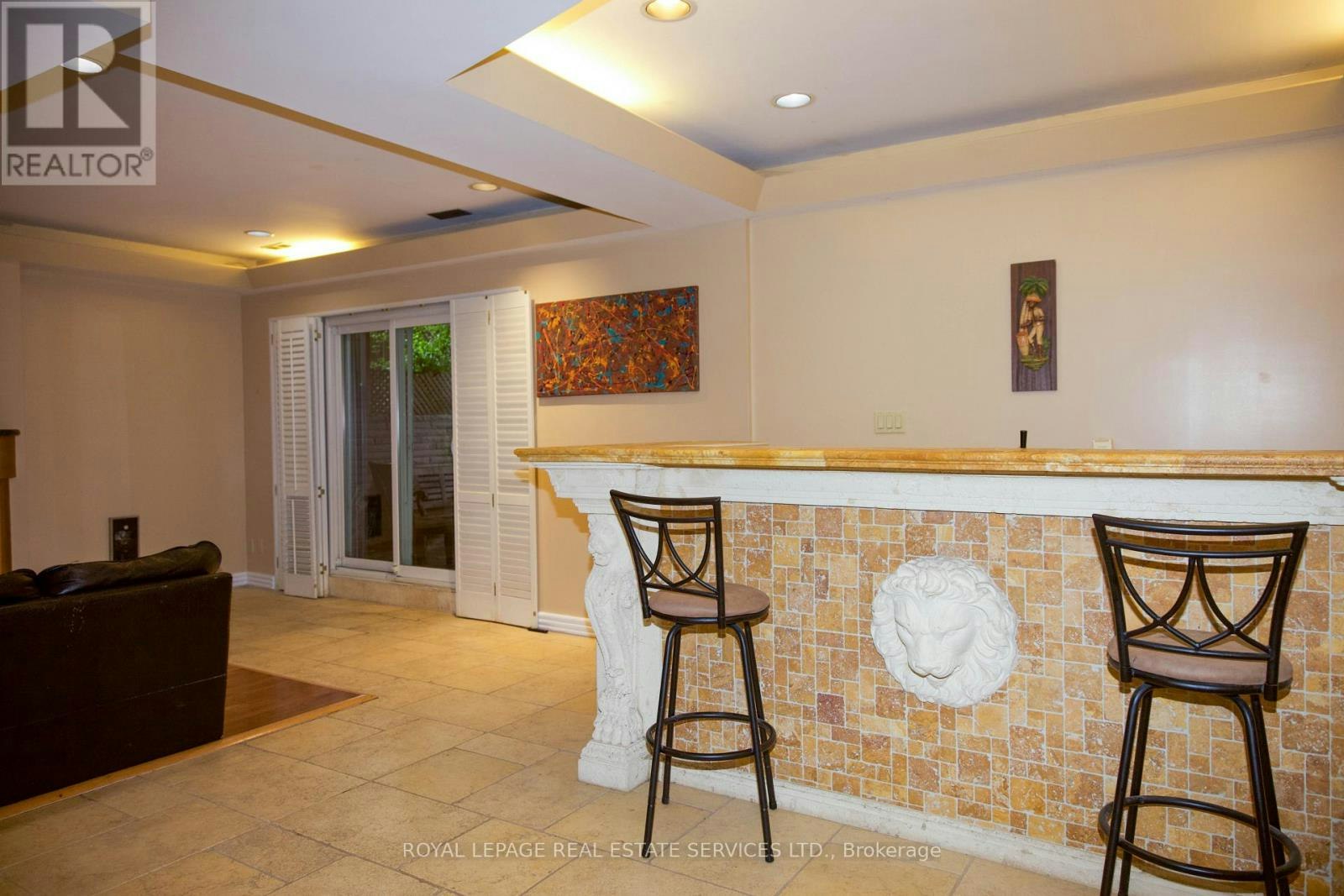 2B Debell Lane, Toronto, ON, M2M 3Z4 - 4
