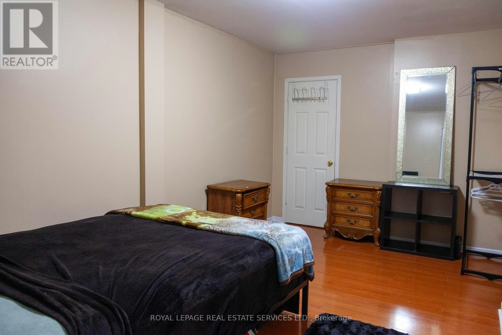 2B Debell Lane, Toronto, ON, M2M 3Z4 - 10