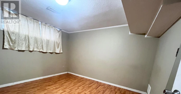 27 Tollerton Avenue, Toronto, ON, M2K 2H1 - 9