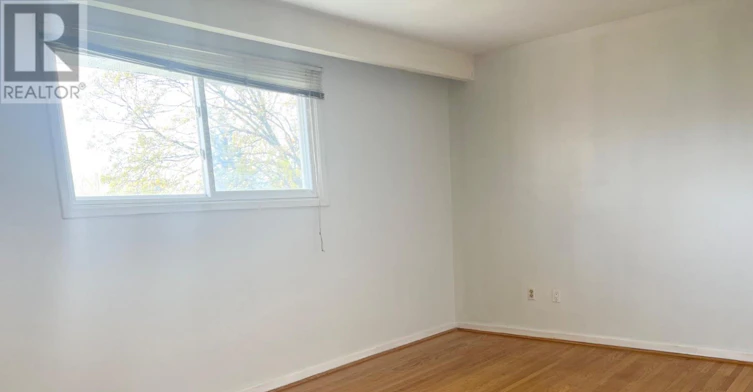 27 Tollerton Avenue, Toronto, ON, M2K 2H1 - 6