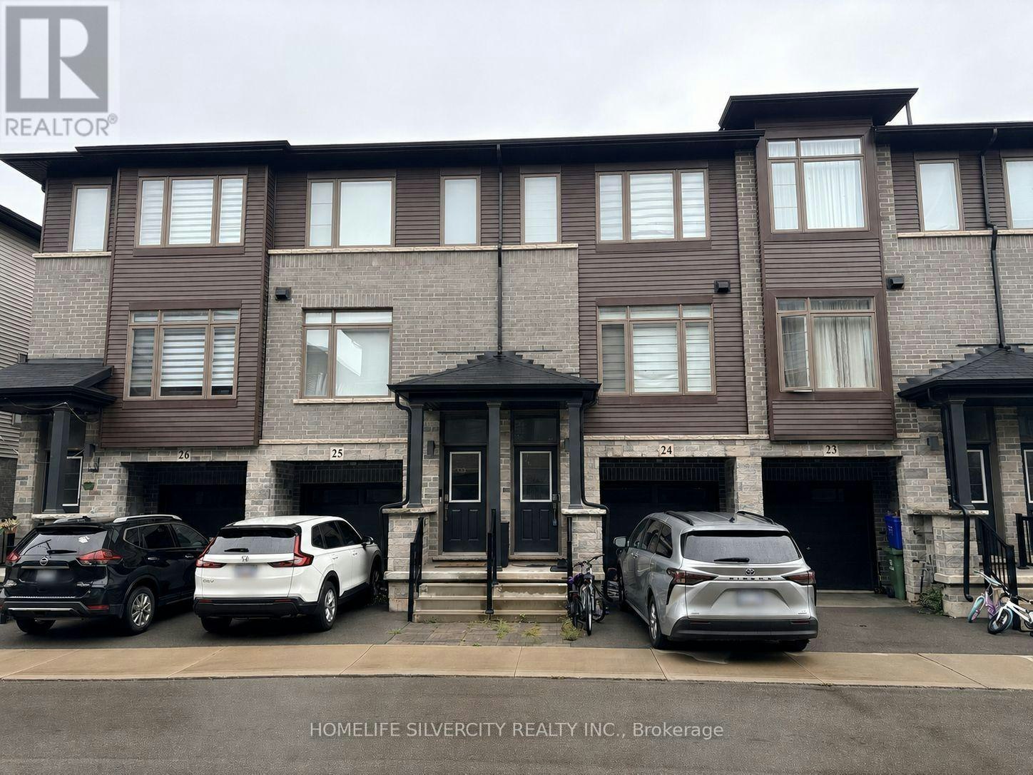 24-575 Woodward Avenue