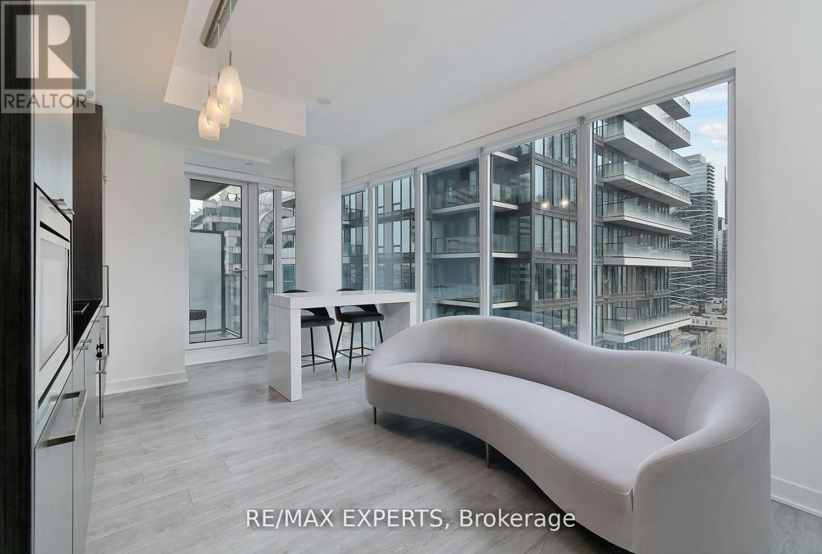 2115-115 Blue Jays Way, Toronto, ON, M5V 0N4 - 3