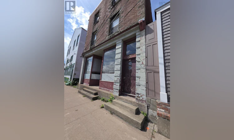284 Foord Street
