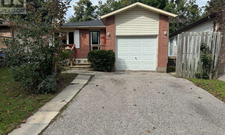 139 Hickling Trail