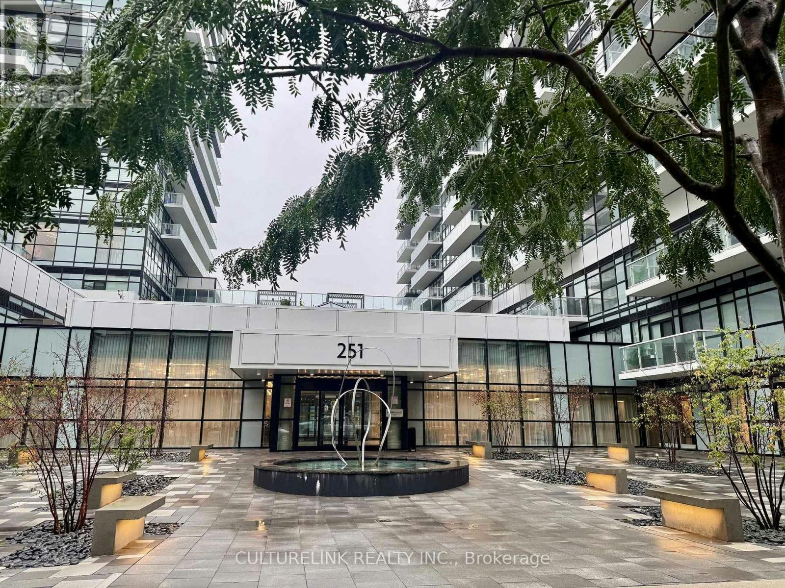 602-251 Manitoba Street, Toronto, ON, M8Y 0C7
