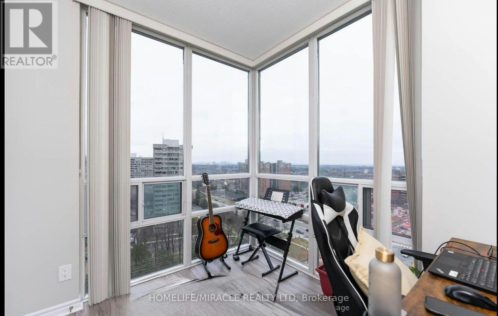 1702-3504 Hurontario Street, Mississauga, ON, L5B 0B9 - 15