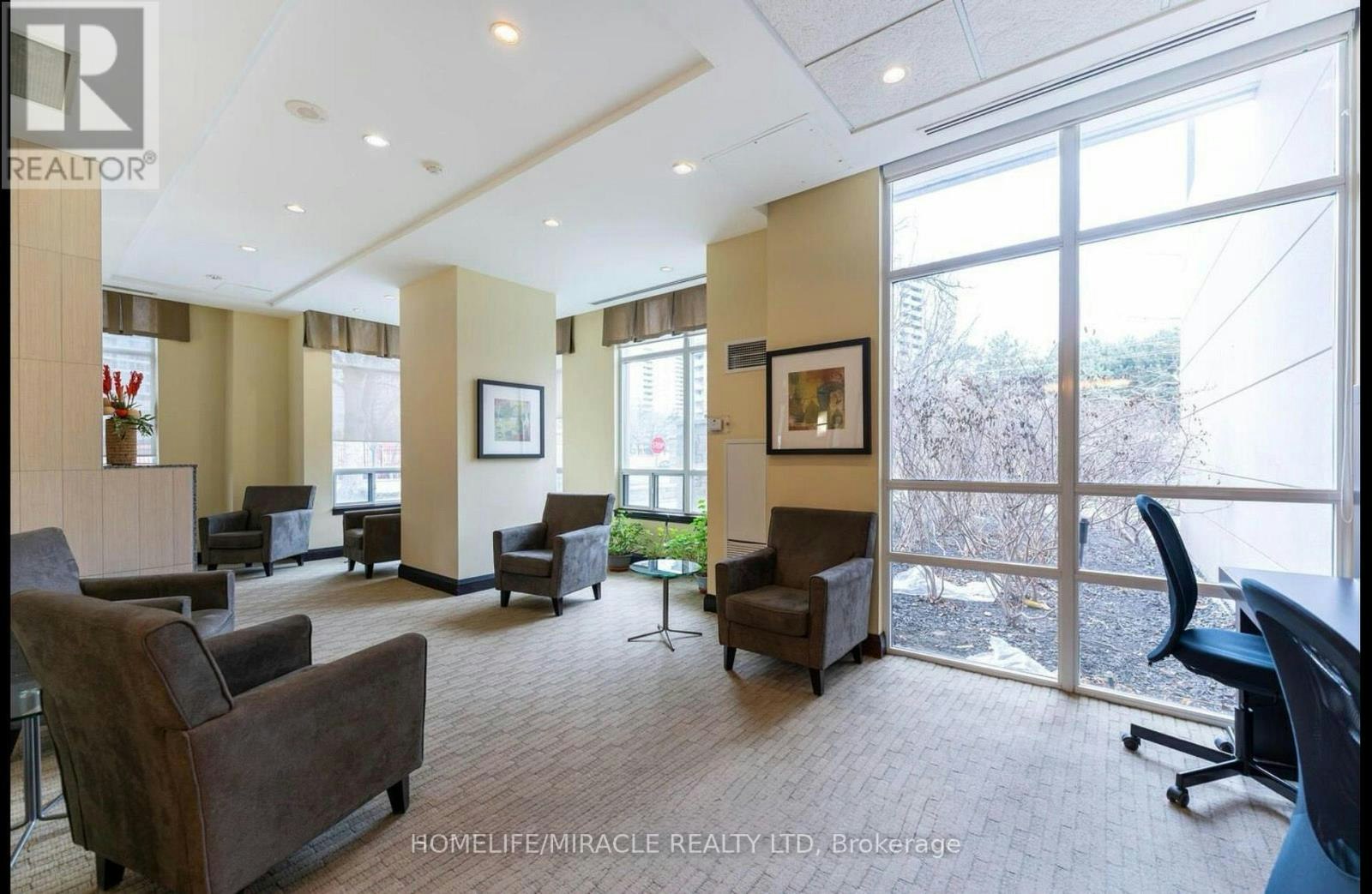 1702-3504 Hurontario Street, Mississauga, ON, L5B 0B9 - 22