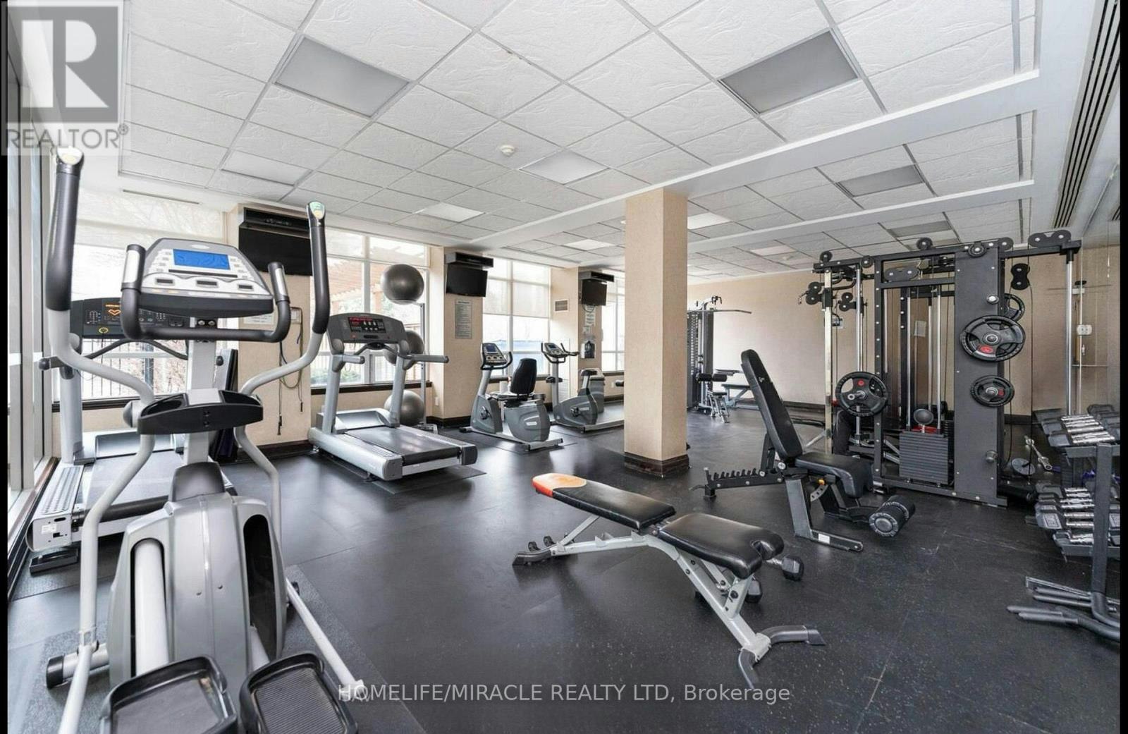 1702-3504 Hurontario Street, Mississauga, ON, L5B 0B9 - 23