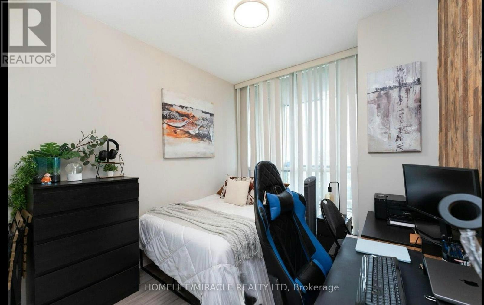 1702-3504 Hurontario Street, Mississauga, ON, L5B 0B9 - 12