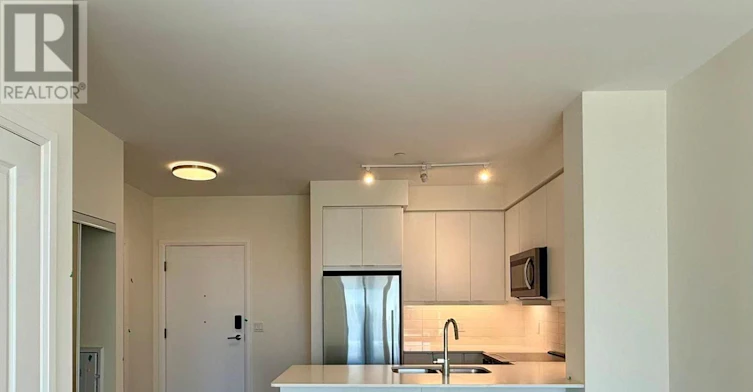 606-15 Watergarden Drive, Mississauga, ON, L5R 0H4 - 3