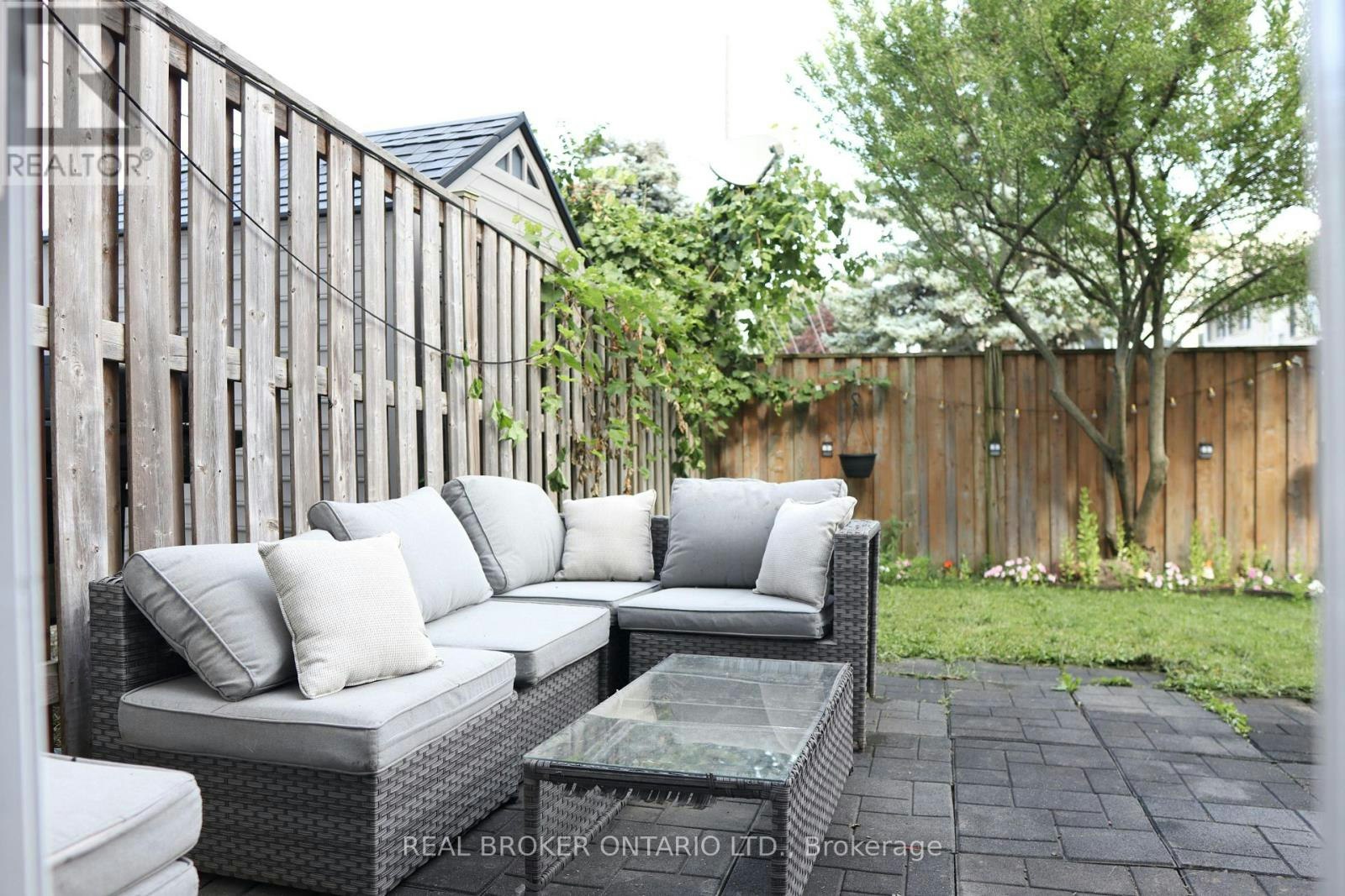 17-215 16th Avenue, Richmond Hill, ON, L4L 0T8 - 10