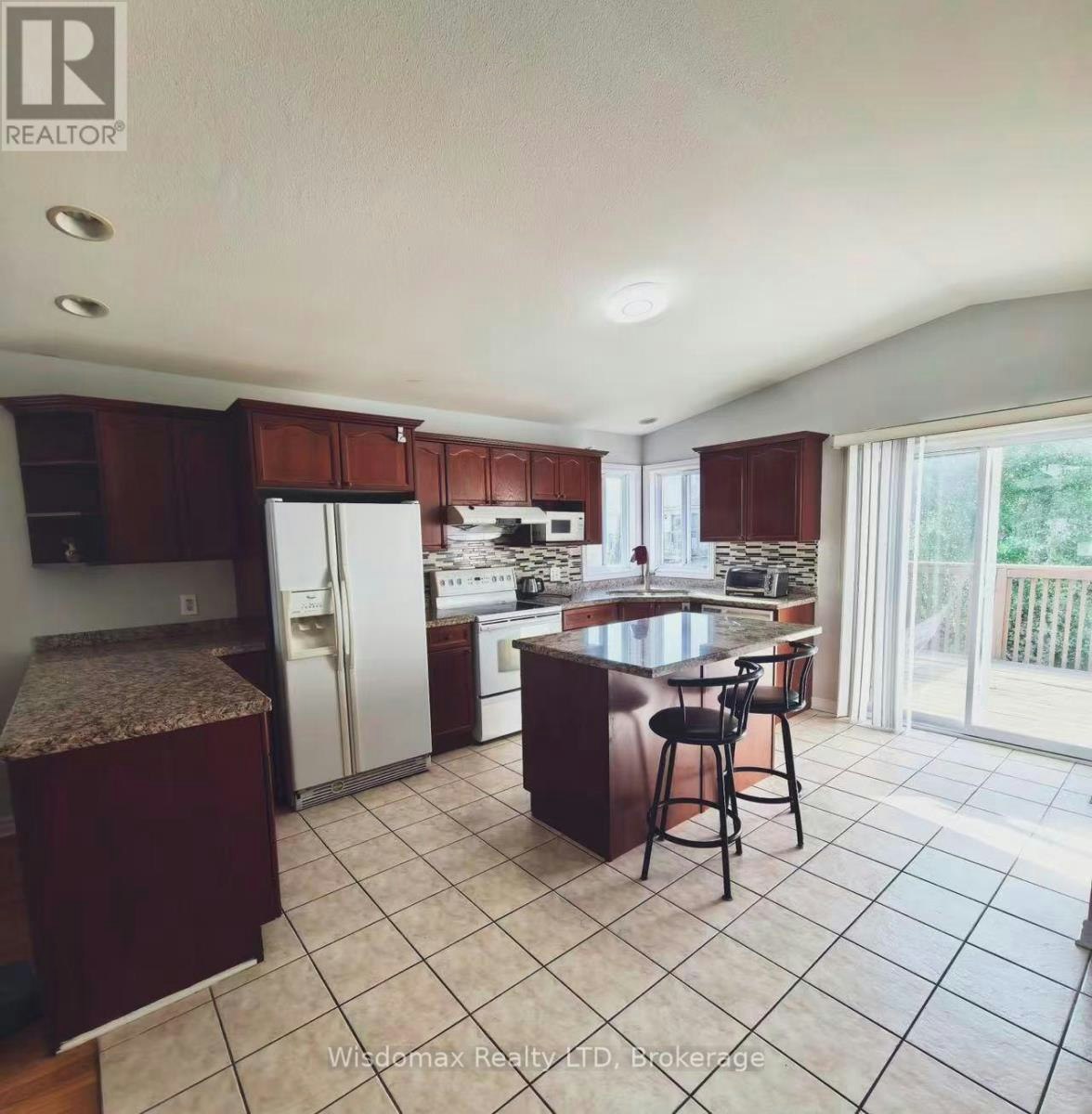 MAIN-7153 Kelly Drive, Niagara Falls, ON, L2H 3K1 - 11