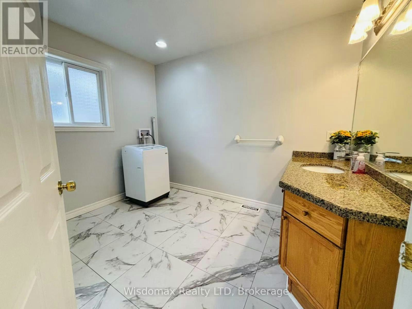 MAIN-7153 Kelly Drive, Niagara Falls, ON, L2H 3K1 - 5