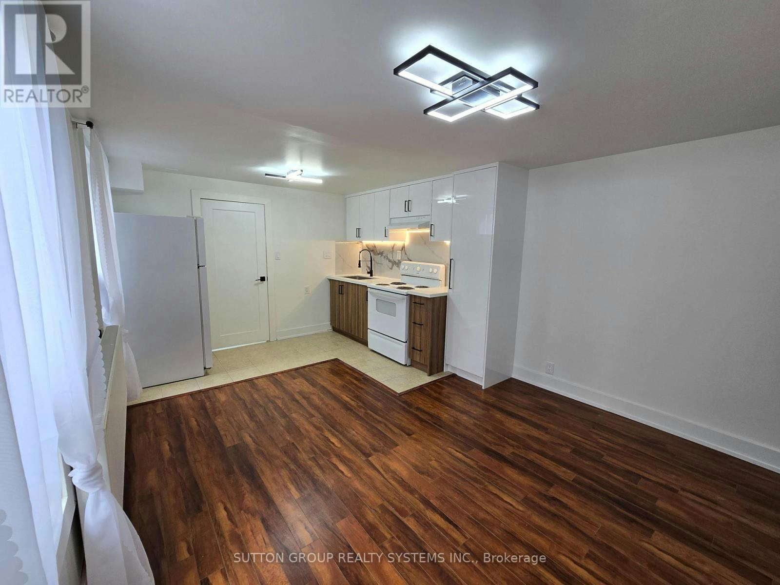 1-2886 Lake Shore Boulevard W, Toronto, ON, M8V 1J1 - 3