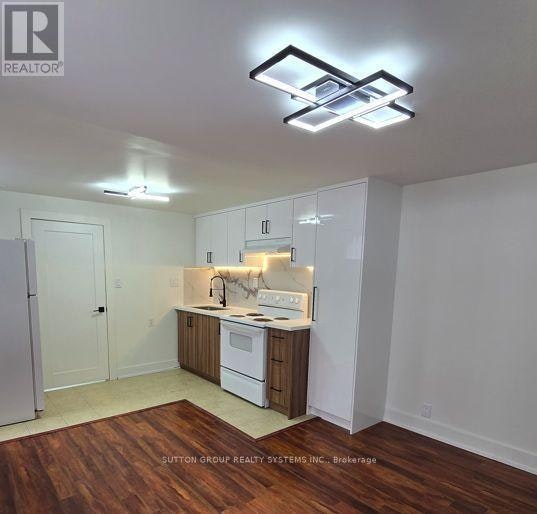 1-2886 Lake Shore Boulevard W, Toronto, ON, M8V 1J1