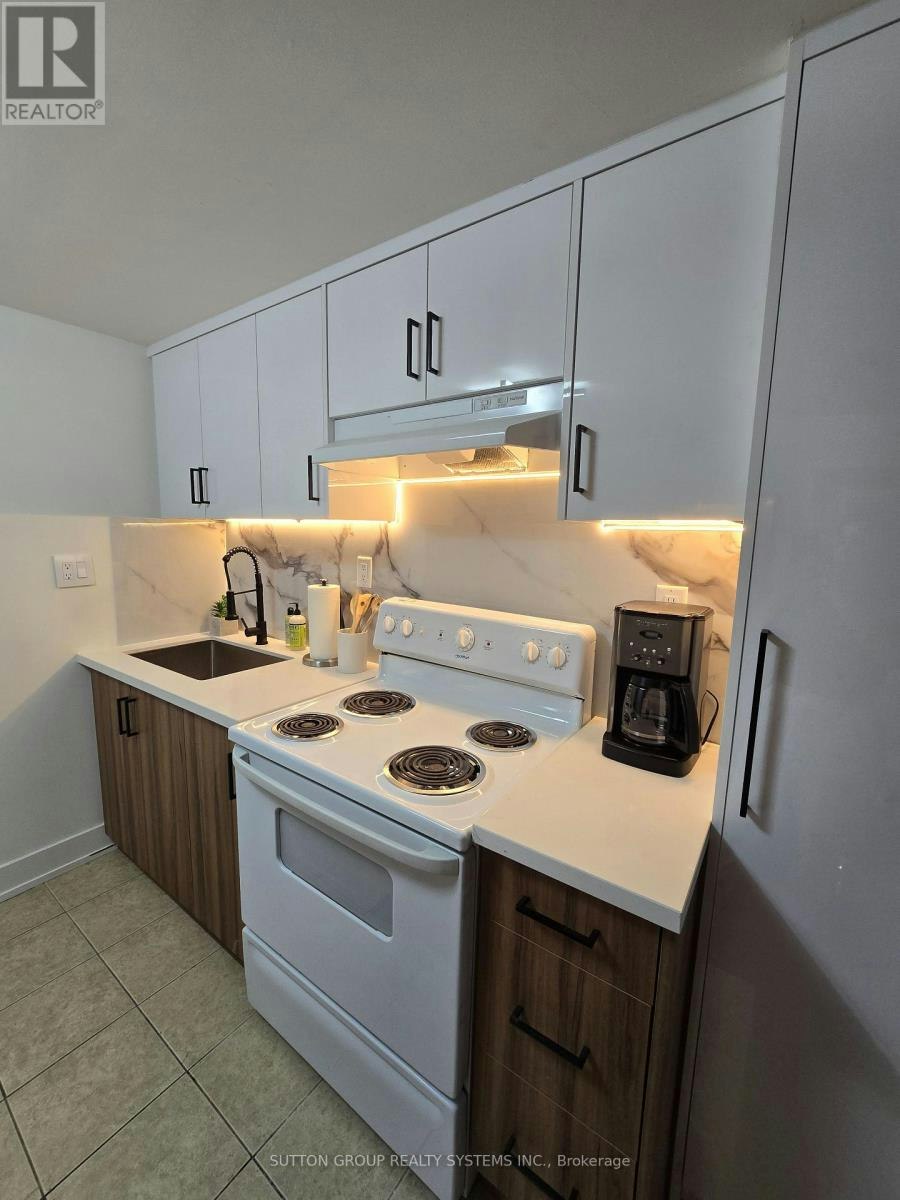 1-2886 Lake Shore Boulevard W, Toronto, ON, M8V 1J1 - 8