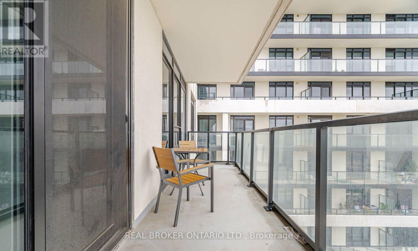 3-3200 William Coltson Avenue, Oakville, ON, L6H 7W6 - 9