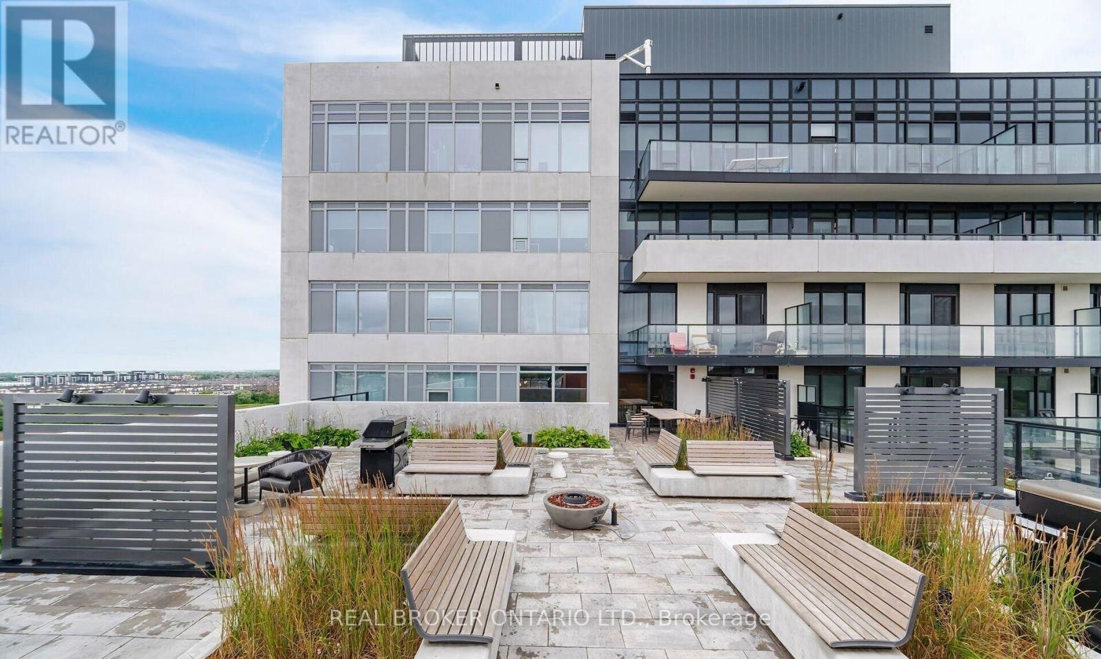 3-3200 William Coltson Avenue, Oakville, ON, L6H 7W6 - 3