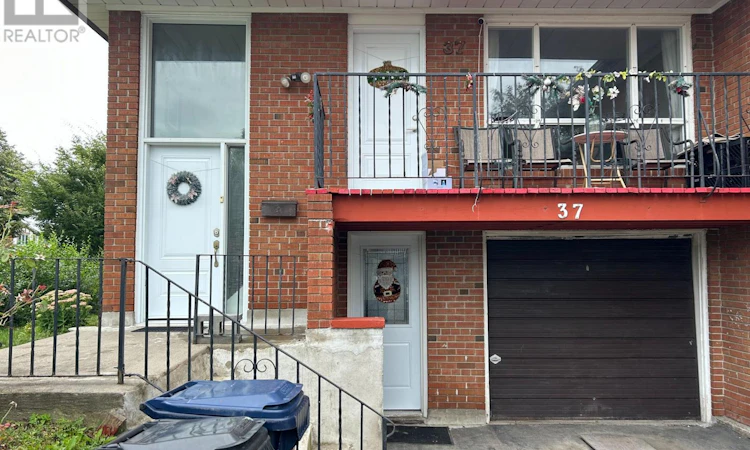 37 Pawnee Avenue