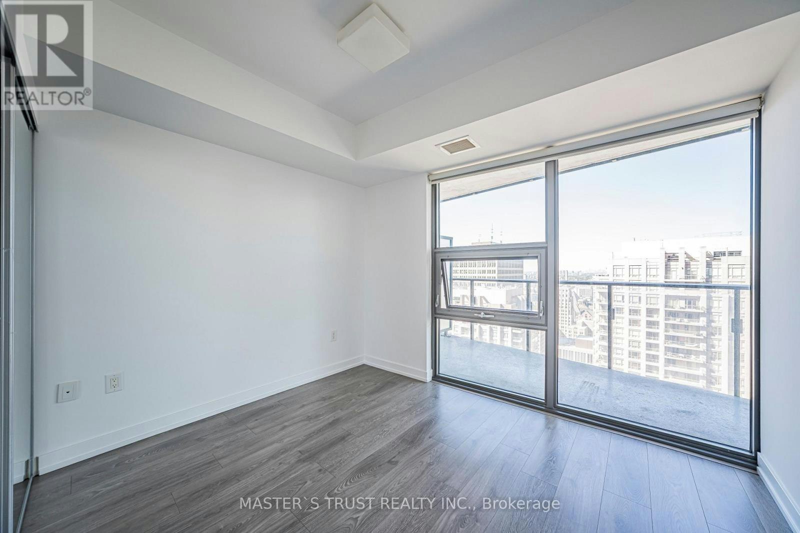 2806-11 Wellesley Street W, Toronto, ON, M4Y 1E8 - 14