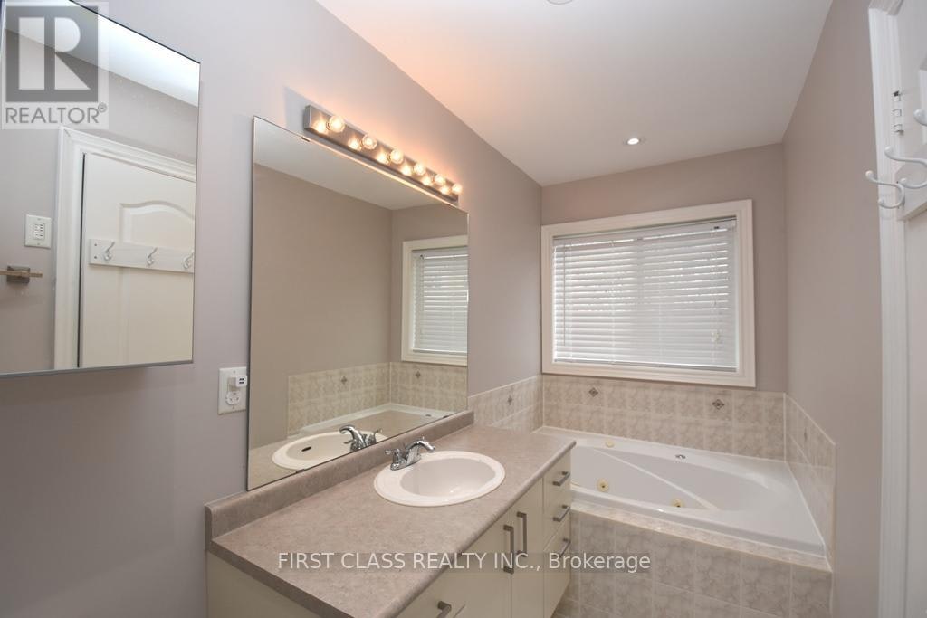 42 Village Vista Way, Vaughan, ON, L6A 3S4 - 23