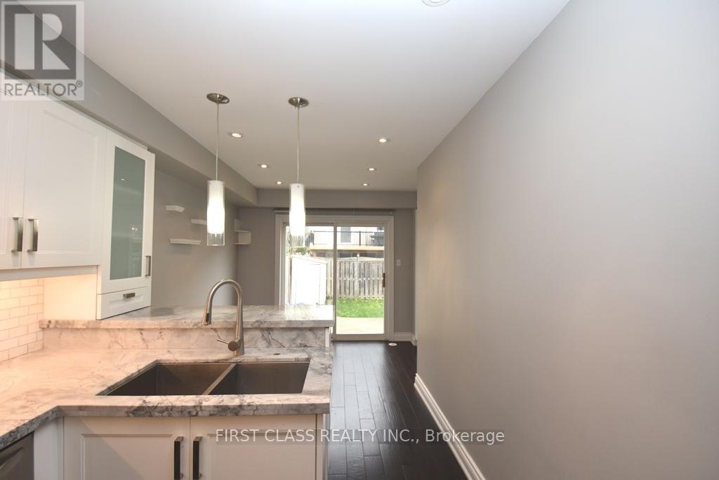 42 Village Vista Way, Vaughan, ON, L6A 3S4 - 2