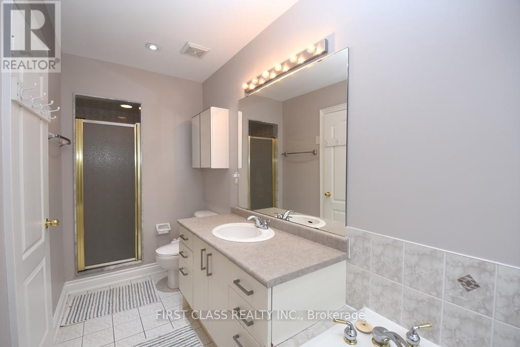 42 Village Vista Way, Vaughan, ON, L6A 3S4 - 24