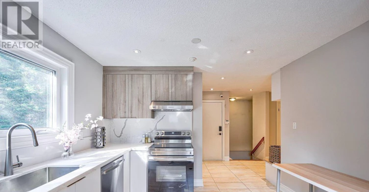 95 Cavell Avenue, King, ON, L7B 1A3 - 15