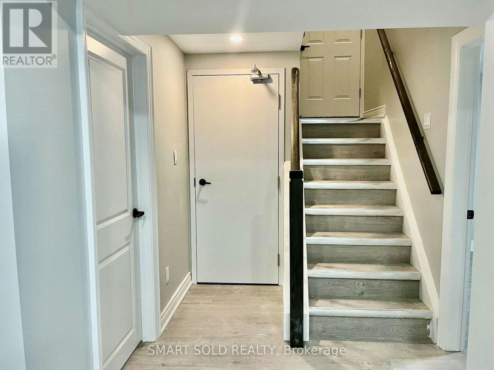 LOWER-228 Silverbirch Drive, Newmarket, ON, L3Y 2Z5 - 5
