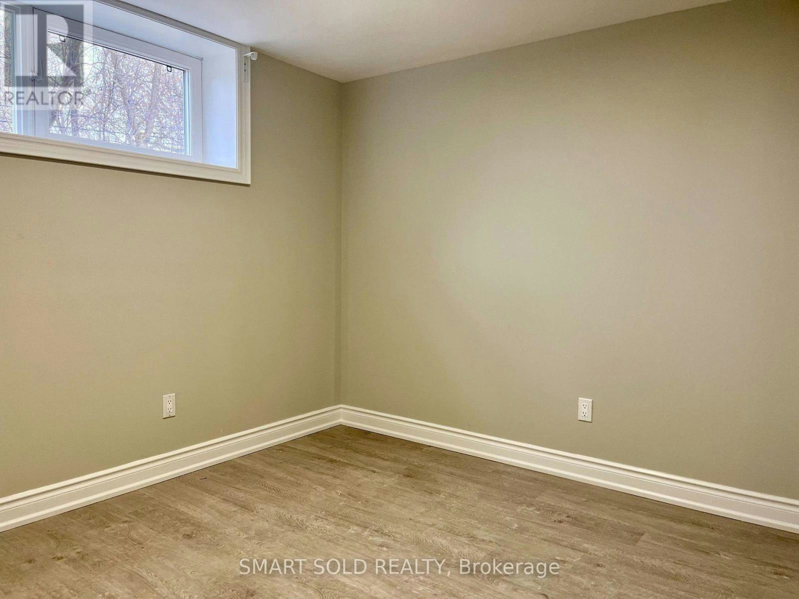 LOWER-228 Silverbirch Drive, Newmarket, ON, L3Y 2Z5 - 6
