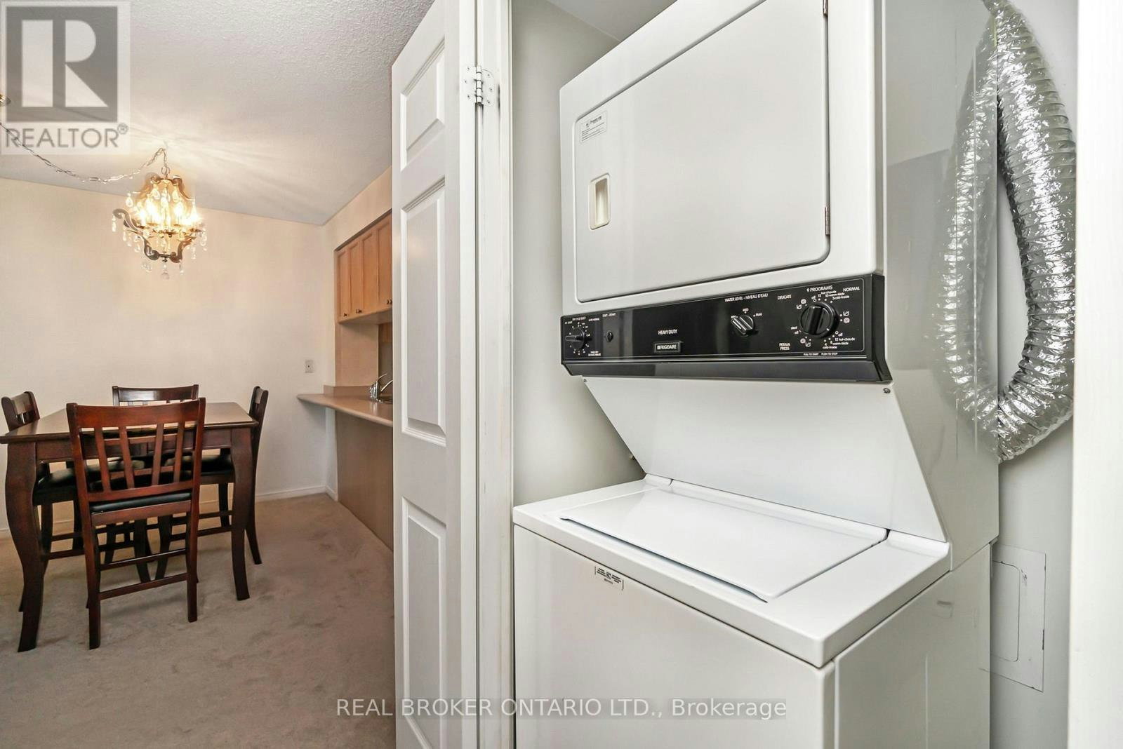 1908-909 Bay Street, Toronto, ON, M5S 3G2 - 7
