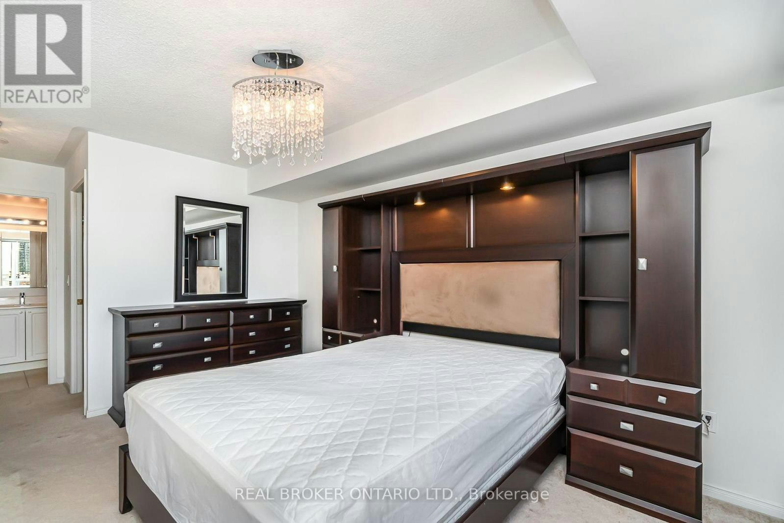 1908-909 Bay Street, Toronto, ON, M5S 3G2 - 9