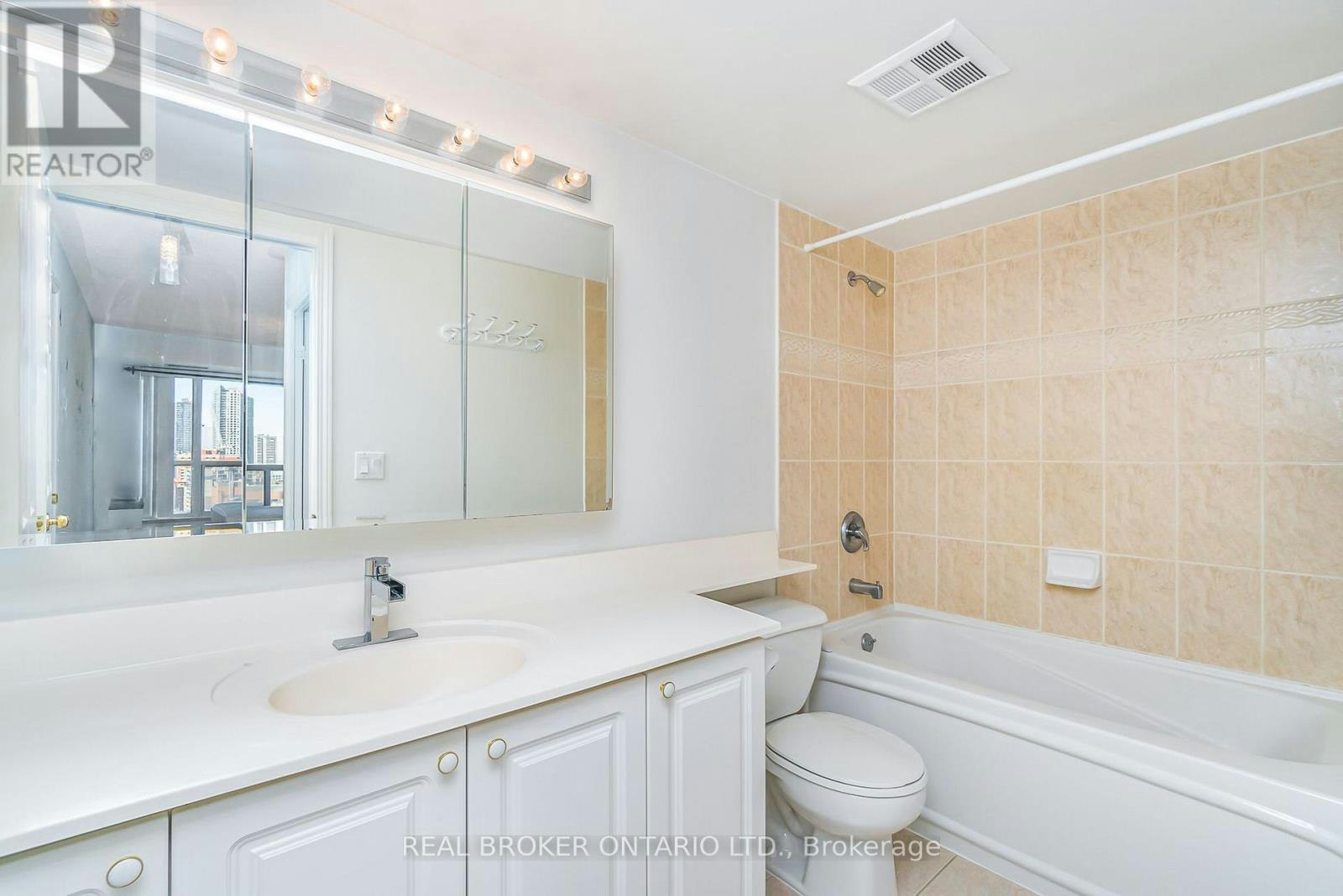 1908-909 Bay Street, Toronto, ON, M5S 3G2 - 11