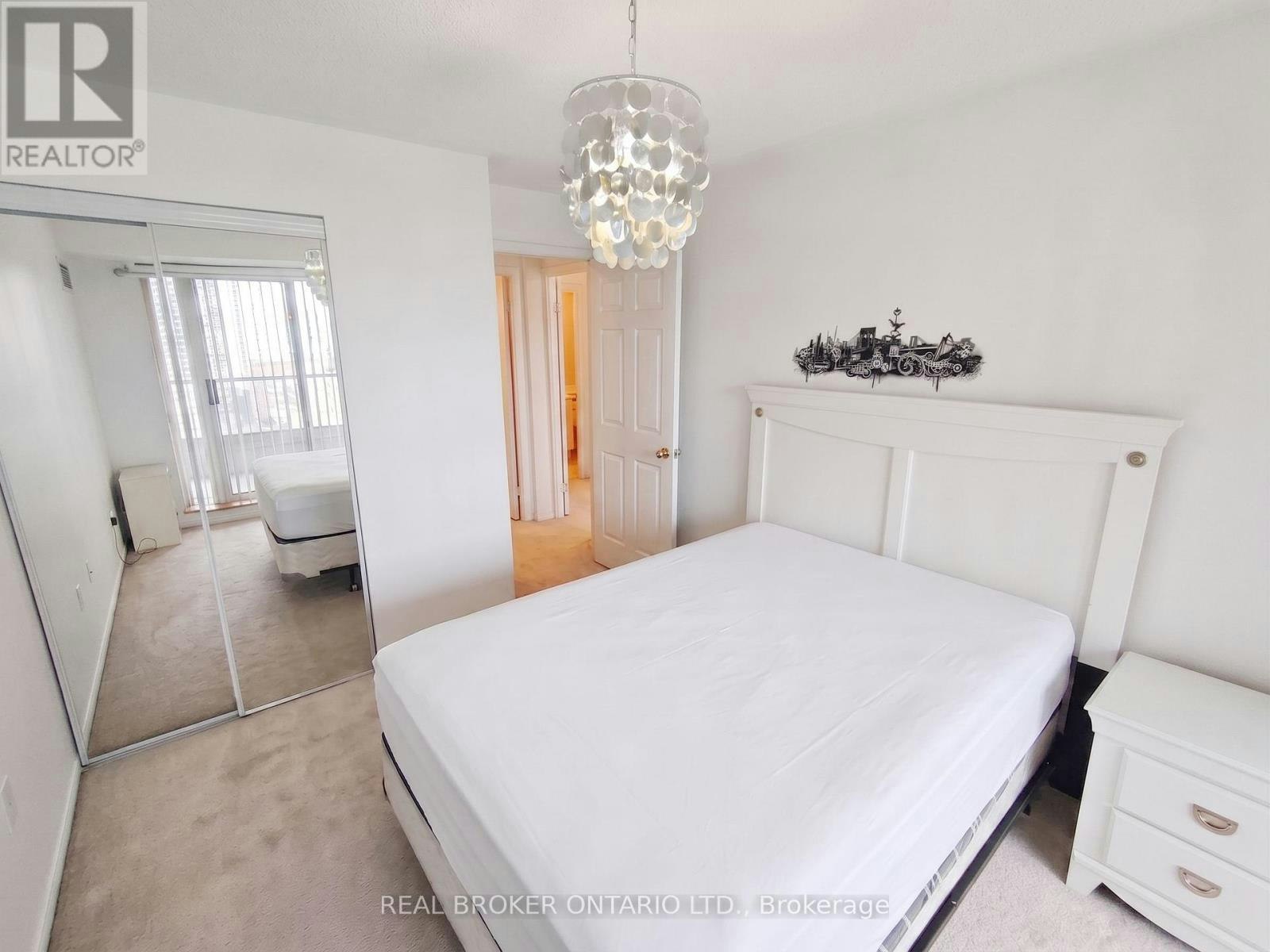 1908-909 Bay Street, Toronto, ON, M5S 3G2 - 13