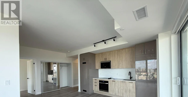 LP10-280 Dundas Street W, Toronto, ON, M5T 0E3 - 3