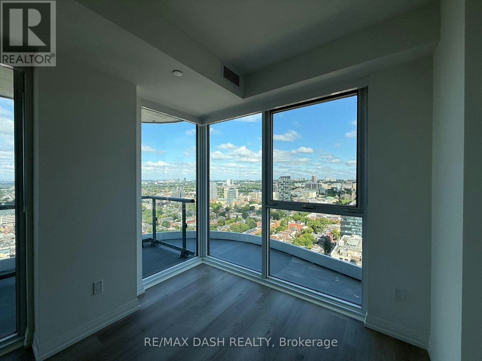 LP10-280 Dundas Street W, Toronto, ON, M5T 0E3 - 14