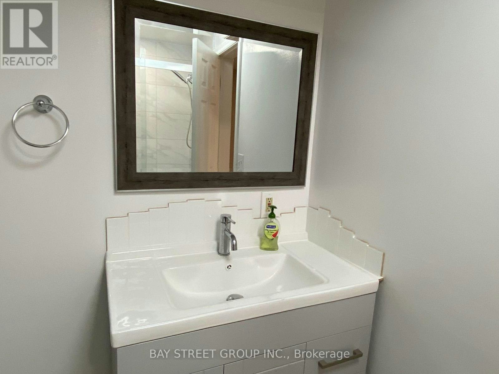 LOWER-8223 Marcon Street, Niagara Falls, ON, L2H 3A9 - 7