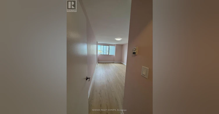 502-3 Massey Square, Toronto, ON, M4C 5L5 - 24
